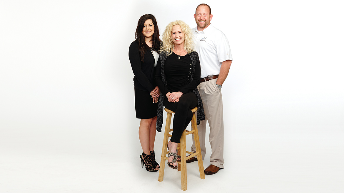 Feature-SmallBusinessoftheYear-Article-BlueTailMedicalGroup